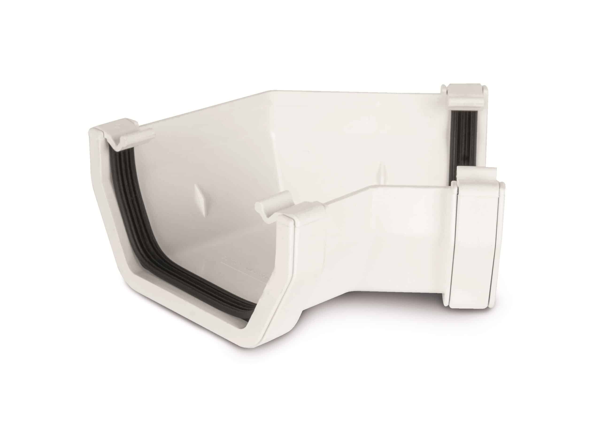 135° Square line Gutter Angle in White scaled 135° Square line Gutter Angle in White scaled